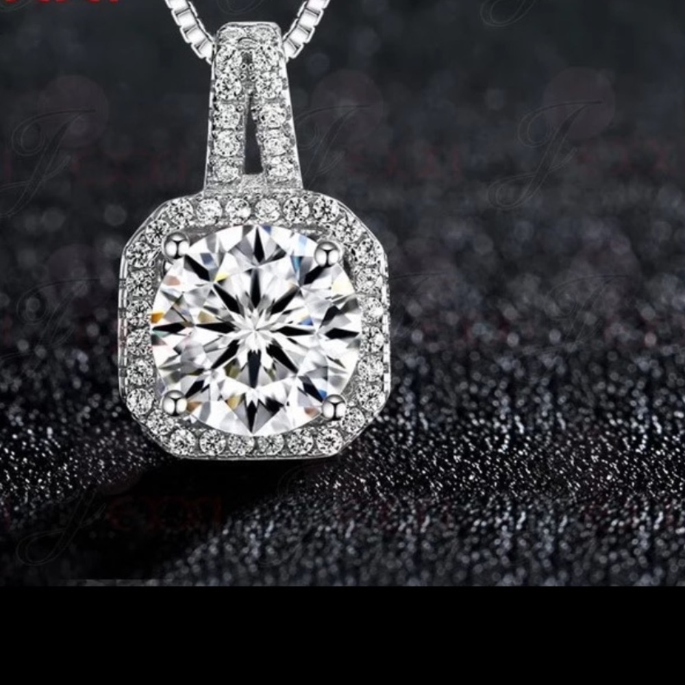 Cubic Zircon Pendant Necklace For Women - Picture 2 of 8